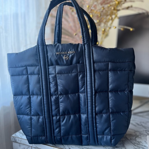 Small Blue Michael Kors Sterling Tote Bag - Picture 3 of 5